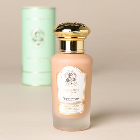 FOND de TEINT de LUNAR (Watery Cover Foundation)